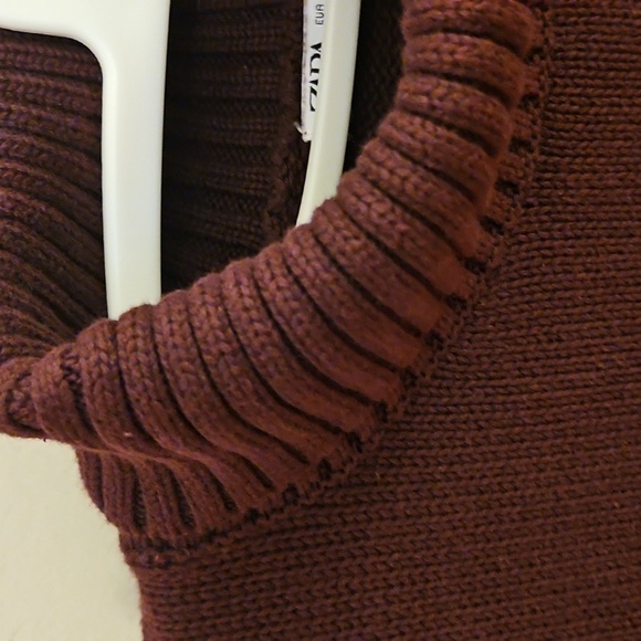 NWT Zara Plum Colored Sweater - Picture 2 of 13
